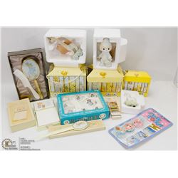 VINTAGE CHILD ITEMS SET OF 2