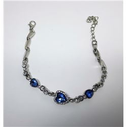 16)  BLUE & CLEAR CRYSTAL HEART