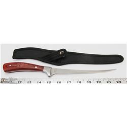 STAINLESS STEEL FILLET KNIFE WITH CARRY POUCH