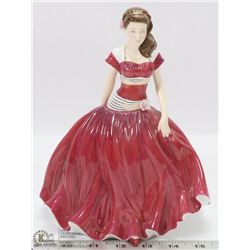 ROYAL DOULTON PRETTY LADIES PORCELAIN FIGURINE