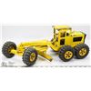 Image 1 : VINTAGE PRESSED METAL TONKA GRADER,