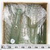 Image 1 : LOT OF 5 VINTAGE GLASS MINI BOTTLES.