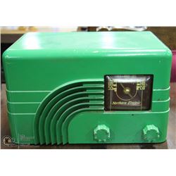 NORTHERN ELECTRIC BAKELITE RADIO MODEL 5000.