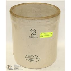 MEDALTA POTTERIES IMPERIAL 2 CROCK