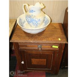 ANTIQUE WASH STAND WITH BOWL & WASH JUG