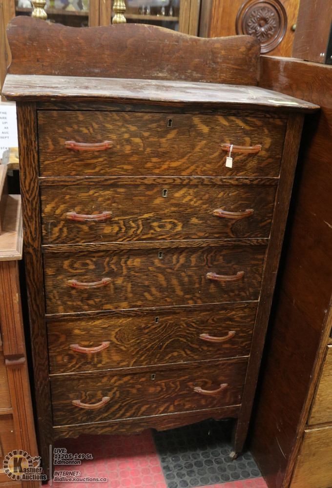 Antique Quarter Sawn Oak Dresser