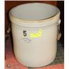 Image 1 : 5 GAL MEDALTA CROCK.
