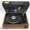 Image 1 : TOSHIBA SR-40E TURNTABLE