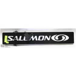 WORKING SALOMON STORE DISPLAY 28" X 5"