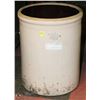 Image 1 : US CROWN 6 GALLON CROCK