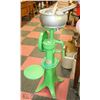 Image 1 : MASSEY-HARRIS CREAM SEPARATOR