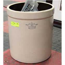VINTAGE 4 GALLON CROCK.