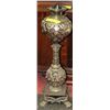 Image 1 : LARGE SOLID BRASS OIL LAMP