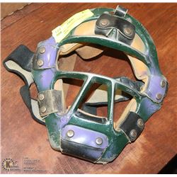 BASE BALL VINTAGE CATCHERS FACE MASK.