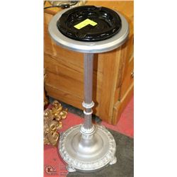 VINTAGE FLOORSTANDING ASHTRAY