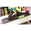 VINTAGE 1902 BAILEY NO 5-1/2 WOOD PLANE.