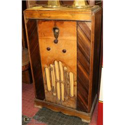 ANTIQUE MARCONI RADIO