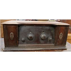 ANTIQUE NORTHERN ELECTRIC RADIO - NOT TESTED