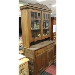 ANTIQUE OAK HUTCH WITH TOP.