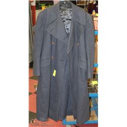 VINTAGE ROYAL CANADIAN AIRFORCE OVERCOAT