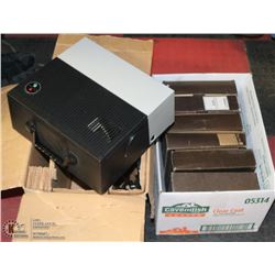 CRESTLINE SLIDE PROJECTOR AND 6 CARTRIDGES