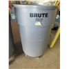 Image 1 : Brute Garbage Can on wheels/ wheels are easily removable / 44 gallon
