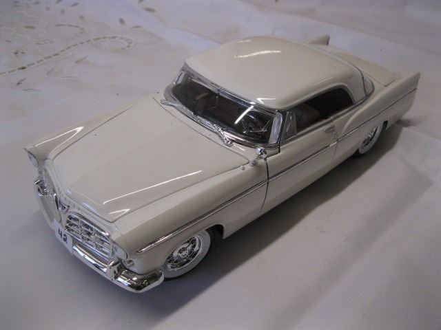 Chrysler 300b 1956 Maisto Special Edition Escala 1:18 | Cuotas sin interés Chrysler 300b 1956 Maisto Special Edition Escala 1:18 | Cuotas sin interés