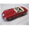 Image 1 : 1:18 scale 1961 Jaguar E (Burago)