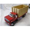 Image 1 : Large Chevrolet C65 Farm Truck with broken mirror