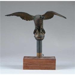 SPREAD WING BRASS EAGLE POLE TOP.