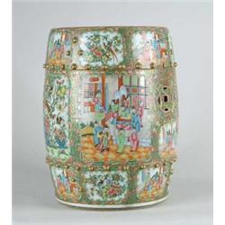 FINE ANTIQUE ROSE MEDALLION GARDEN SEAT.