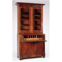 THREE PIECE MAHOGANY BUTLER’S SECRETARY.
