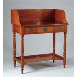 FINE SHERATON MAHOGANY THREE-DRAWER WASH STAND/SIDE TABLE.