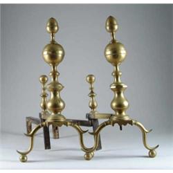 FINE PAIR OF BALL AND ACORN BRASS ANDIRONS.