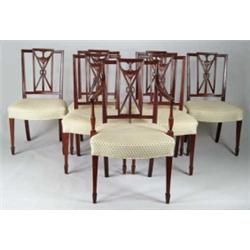 FINE SET OF BENCH MADE HEPPLEWHITE STYLE SHIELD BACK DINING CHAIRS.