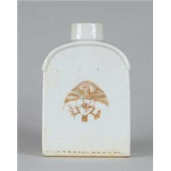 CHINESE EXPORT TEA CADDY WITH EAGLE.