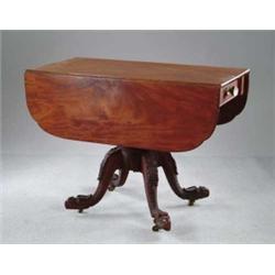 FINE NEW YORK MAHOGANY FEDERAL DROP LEAF TABLE.