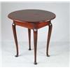 Image 1 : OVAL SALEM TYPE QUEEN ANNE TEA TABLE.