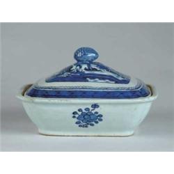 FINE CANTON RECTANGULAR OVER SIZED COVERED VEGETABLE DISH.