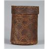 Image 1 : GOOD ALGONQUIN INDIAN DECORATED BIRCH BARK CONTAINER.