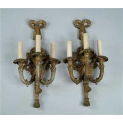 PAIR OF FRENCH-STYLE WALL SCONCES.