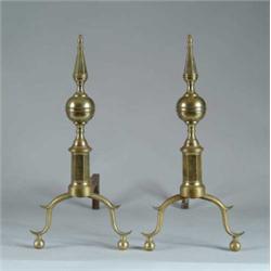 PAIR OF BRASS STEEPLE TOP ANDIRONS.