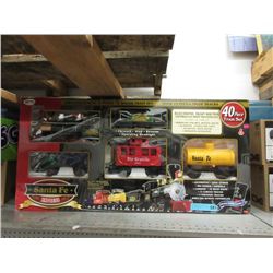 Santa Fe 40 Piece Train Set