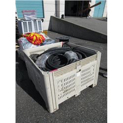 Large Tote of One Inch 150 PSI Rubber Hose