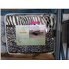 Image 1 : New Queen Size Animal Stripe Sherpa Blanket