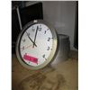 Image 1 : 5 New 11" Wall Clocks