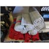 Image 1 : 6 New Fleece Throw Blankets & 5 Red Towels