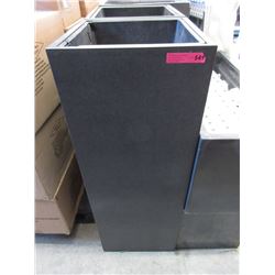 4 Foot Tall Patio Planter w/ 15" x 15" x 12" liner