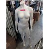 Image 1 : Full Size Female Mannequin
