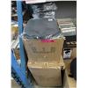 Image 1 : 3 Cases of New Non Slip Plastic Place Mats